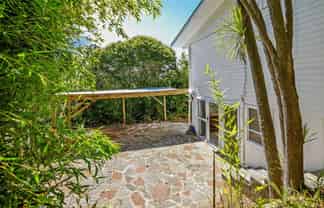 157 Browns Bay Rd, Browns Bay