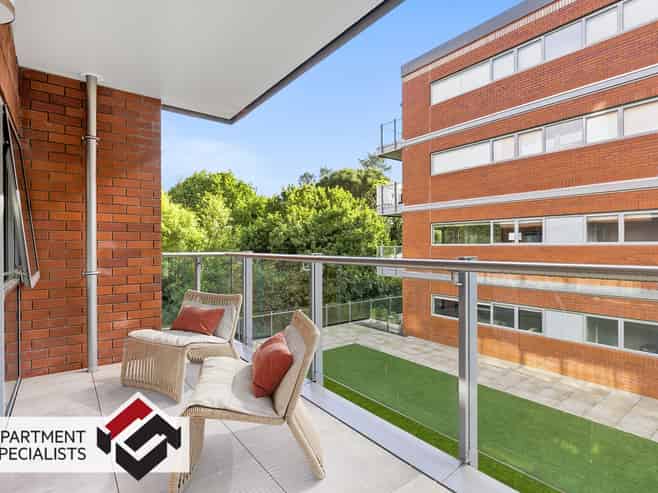 4 Wagener Place, Mount Albert
