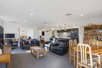 52 Hilton Drive, Amberley