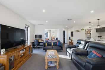 52 Hilton Drive, Amberley