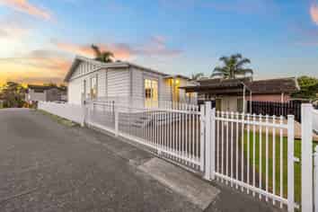 Auckland - Address withheld