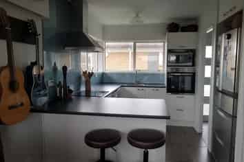 1/1 Birman Close, Half Moon Bay