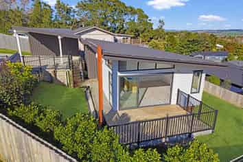 33A Saint James Avenue, Helensville