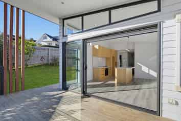 33A Saint James Avenue, Helensville