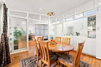 11 Main Highway, Ellerslie