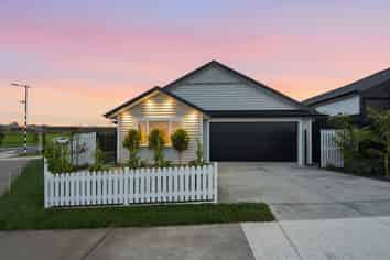 1 Parkland Loop, Milldale