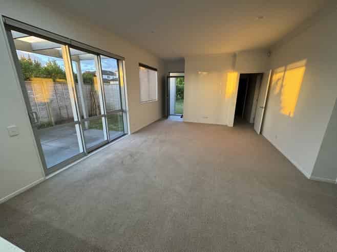 9 Bellagio Way, Flat Bush