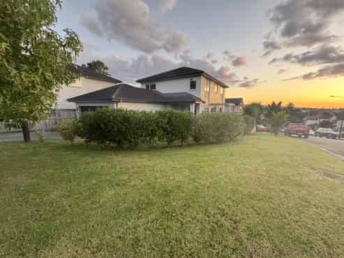 9 Bellagio Way, Flat Bush