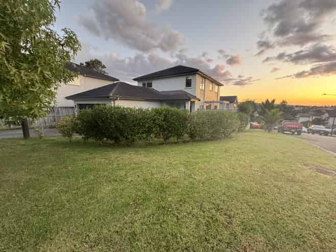 9 Bellagio Way, Flat Bush
