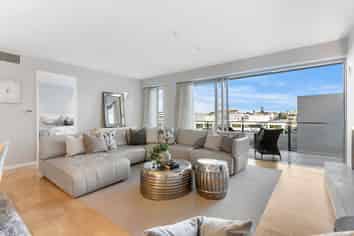 1E/11 George Street, Newmarket