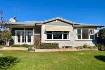 208 Lumsden Road, Akina