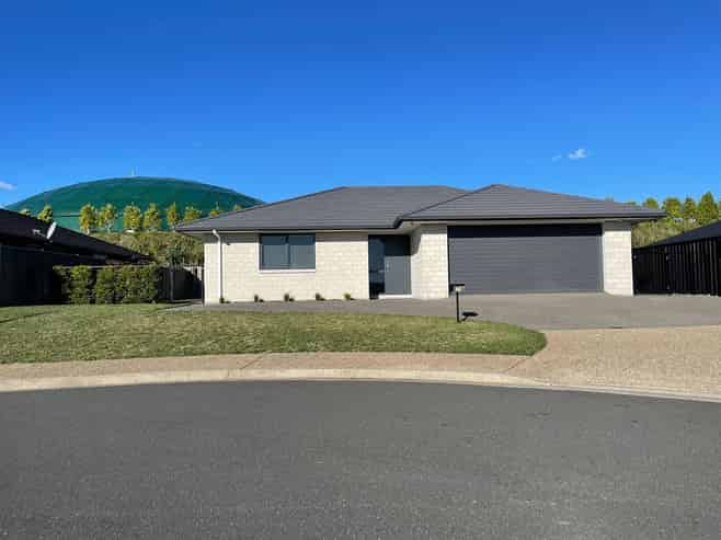 25 Blacklock Road, Pyes Pa