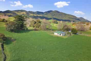 25 Wyborn Road, Te Aroha