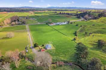 25 Wyborn Road, Te Aroha