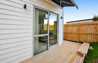 35B Riverpark Crescent, Henderson