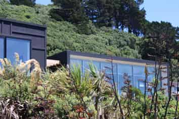 15 Hungerford Road, Lyall Bay
