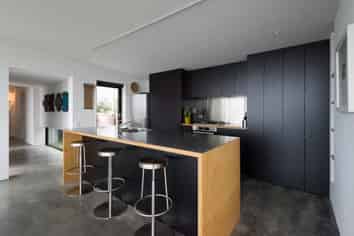 15 Hungerford Road, Lyall Bay