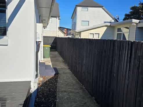 8 Snead Place, Hamilton East