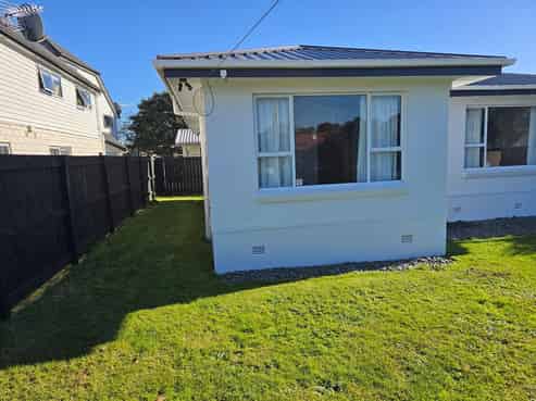 8 Snead Place, Hamilton East