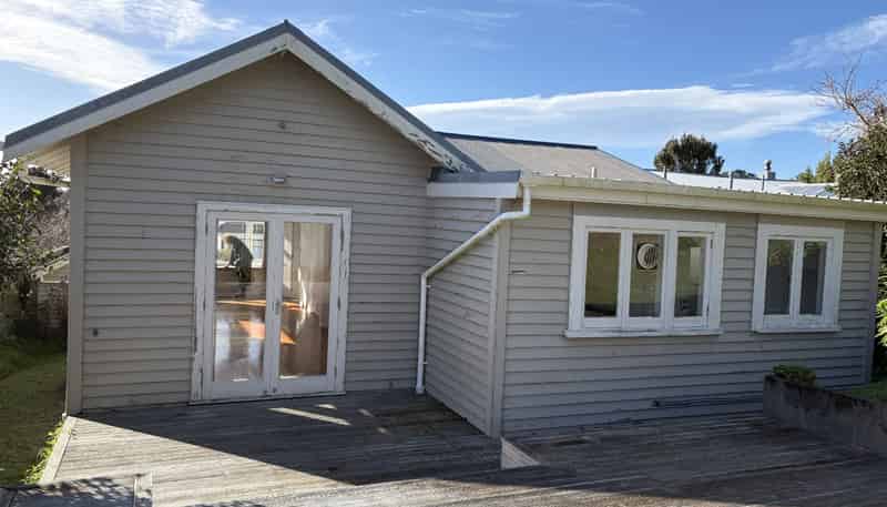 70 Beauchamp Street , Karori