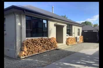 24A Herbert Street, Gladstone