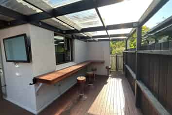 24A Herbert Street, Gladstone