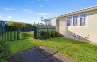2/89 Nelson Crescent, Napier South