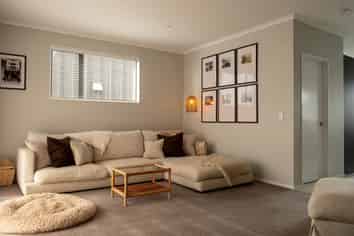 12/2 Rangitamiro Place, Hobsonville