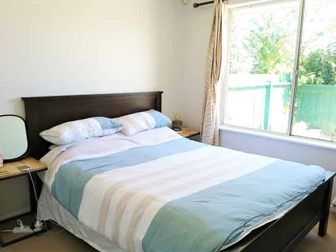 2/2B Queensway, Three Kings