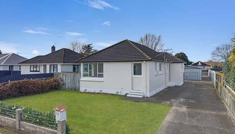 28 Fleming Crescent, Maraenui