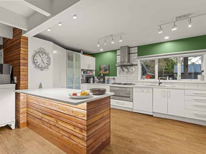 2228 South Eyre Road, West Eyreton