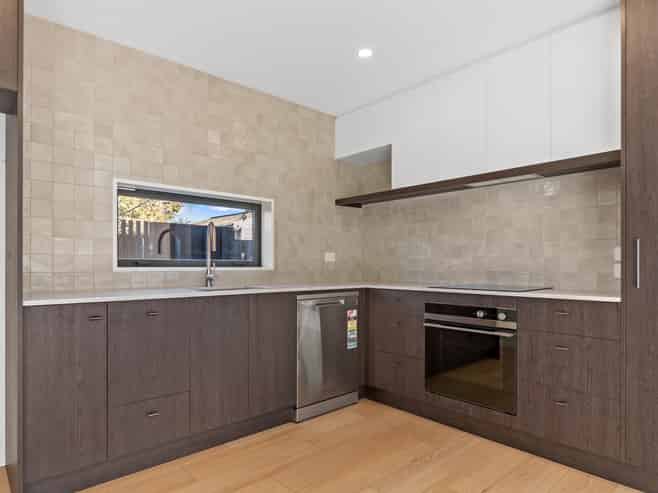 4/10 Seddon Street, Sydenham