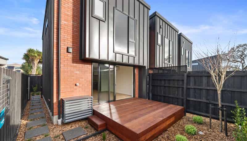 4/10 Seddon Street, Sydenham