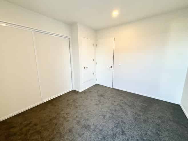 69 Bampton Street, Burwood