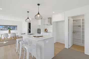 5 Nirmal Way, Rolleston