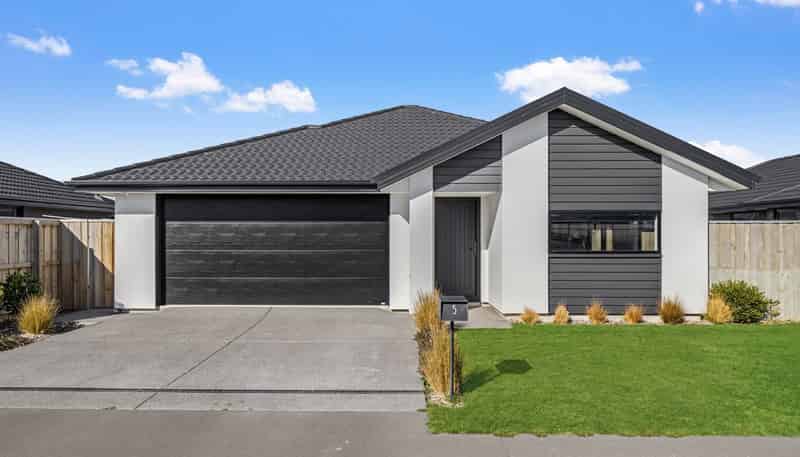 5 Nirmal Way, Rolleston