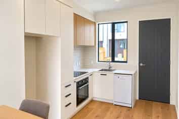 8/31 Mahalo Avenue, Wiri