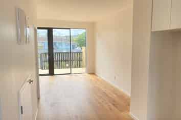 8/31 Mahalo Avenue, Wiri