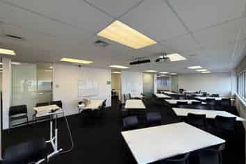 EXCELLENT EPSOM PREMISES WITH 16 PARKS
