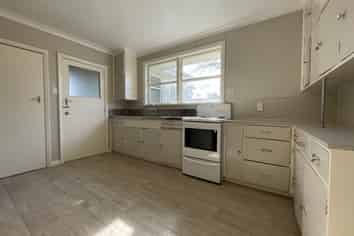 7 Viscount Place, West End