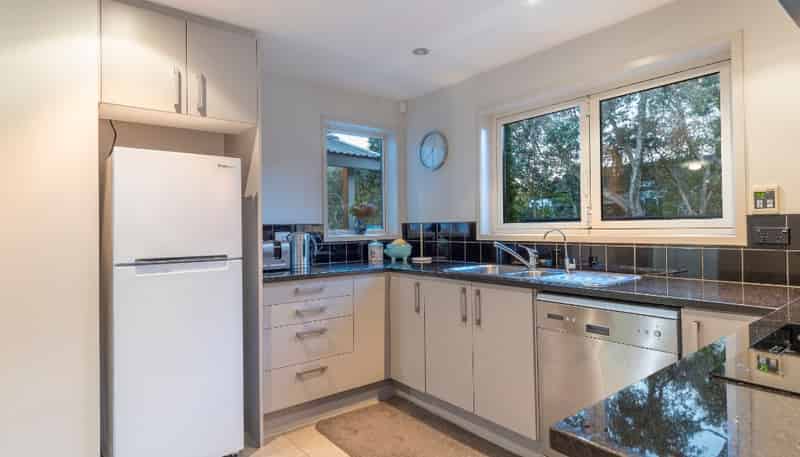 38A Seventh Avenue, Avenues