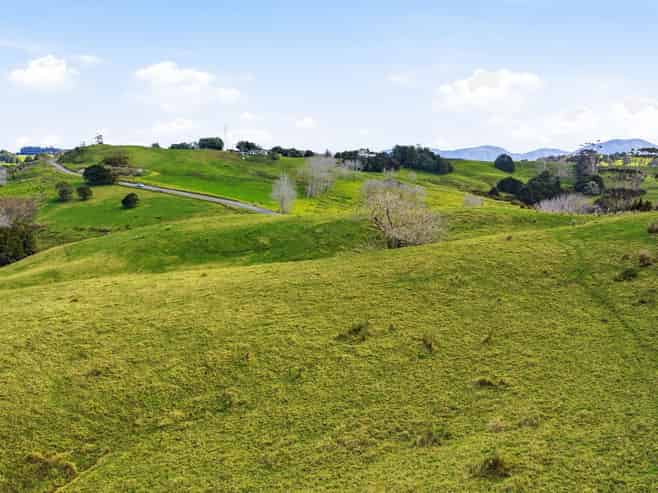 Lot 6 & 7 Otioro Road, Topuni