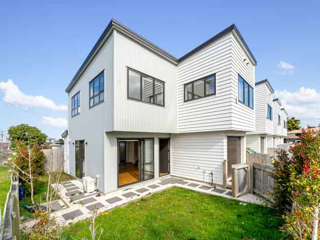 1/65 Friedlanders Road, Manurewa