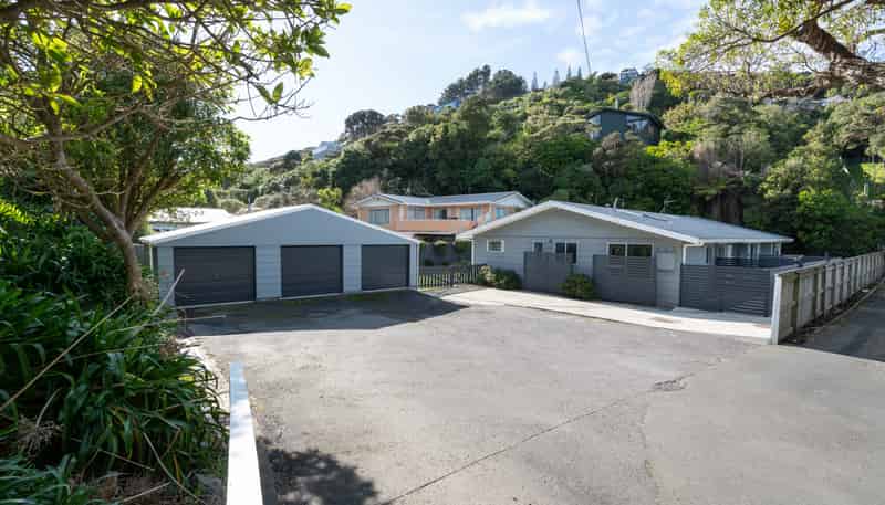 80 Airlie Road, Plimmerton