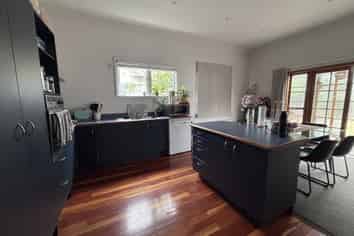 79 Hutt Road, Petone