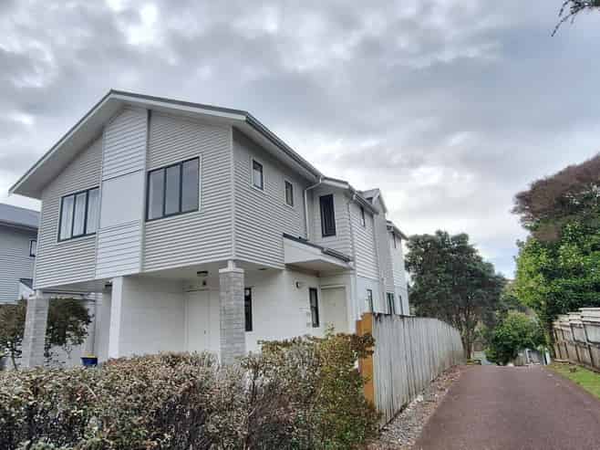 34/10 John Jennings Drive, Oteha