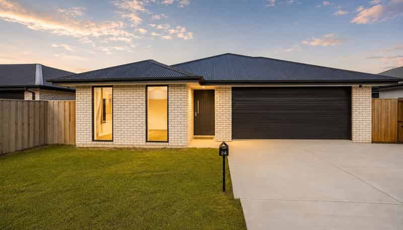 24 Mehrtens Crescent, Ravenswood
