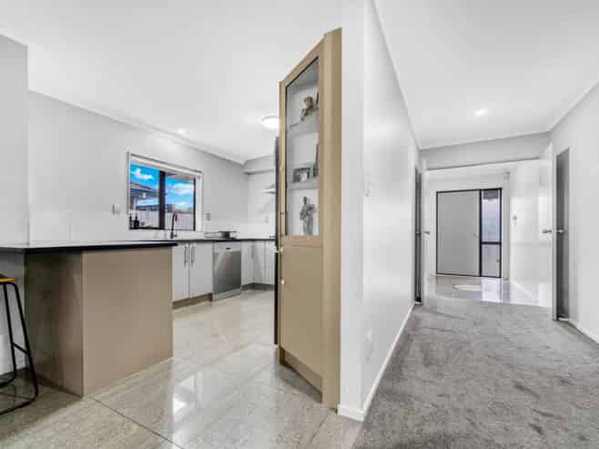 8 Reding Street, Takanini