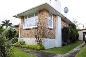  Kingswood Road, Brookfield