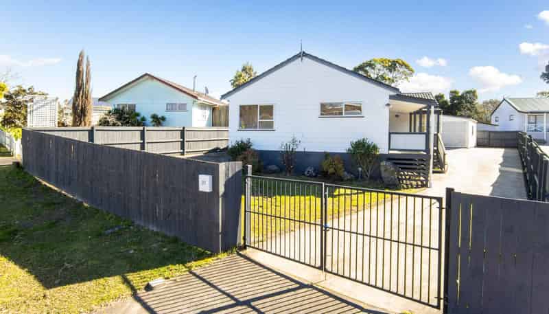 37 Claverdon Drive, Massey
